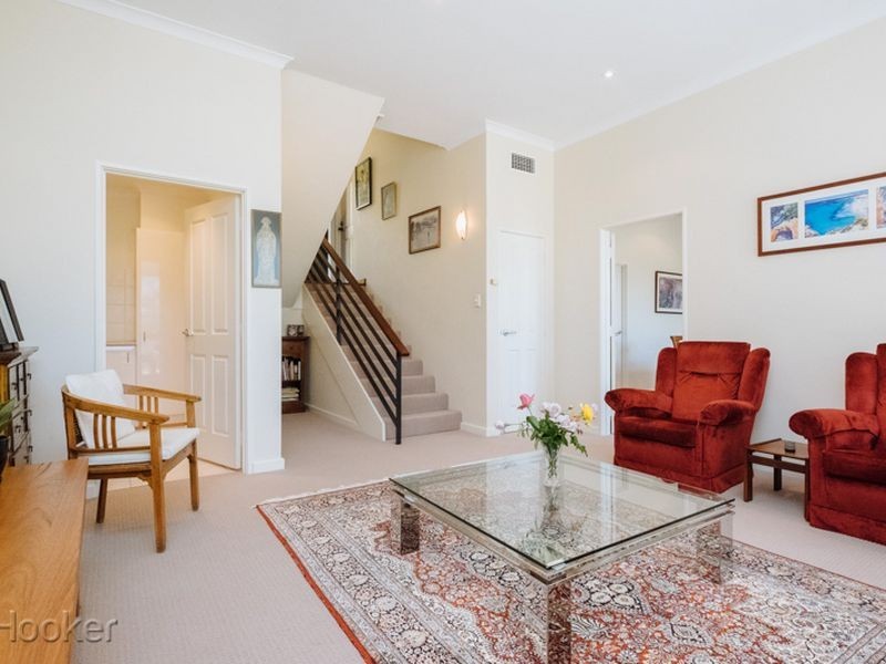 8 Jewell Lane, East Perth WA 6004