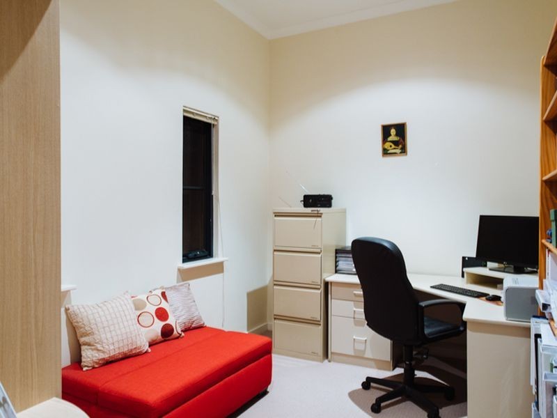 8 Jewell Lane, East Perth WA 6004