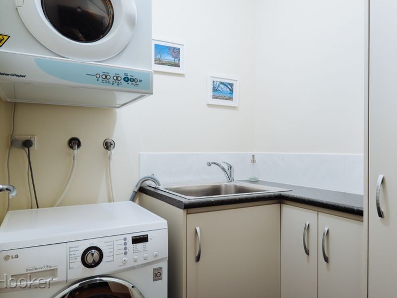 8/296 Mill Point Road, South Perth WA 6151