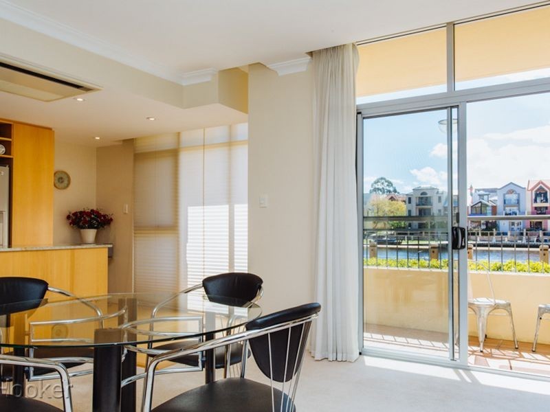 24/20 Royal Street, East Perth WA 6004