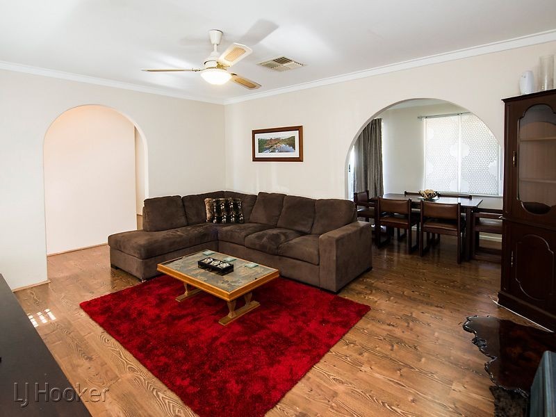 1 Sidcup Way, Kelmscott WA 6111