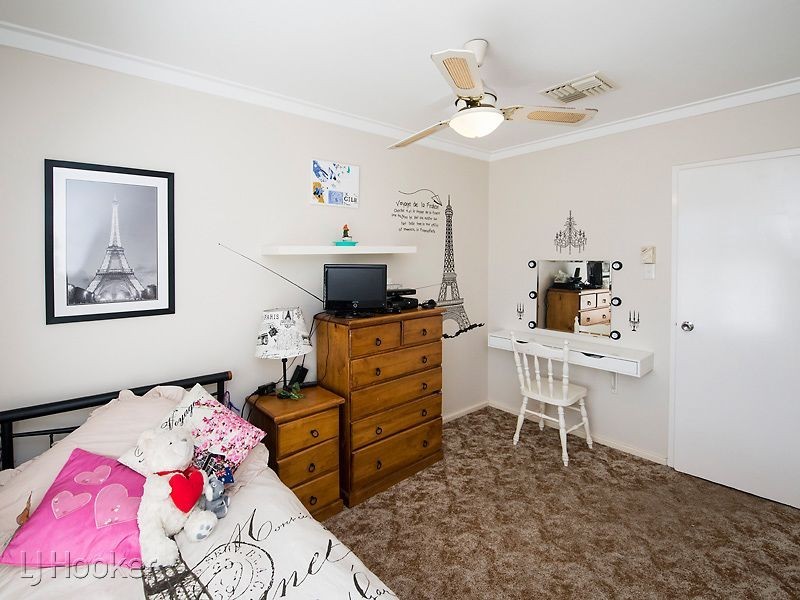 1 Sidcup Way, Kelmscott WA 6111