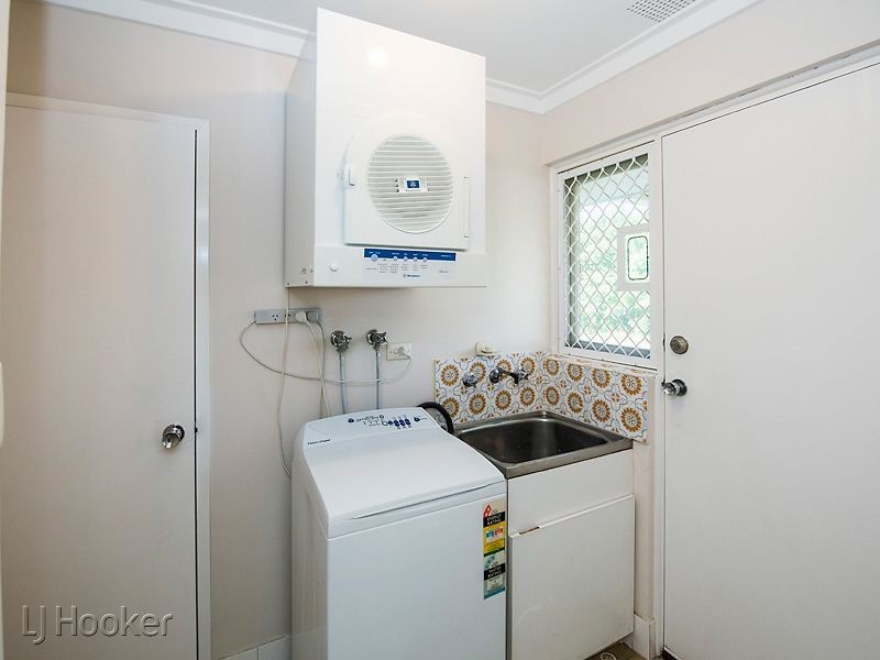 1 Sidcup Way, Kelmscott WA 6111