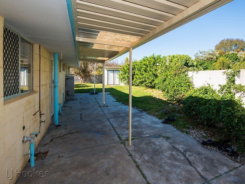 1 Sidcup Way, Kelmscott WA 6111