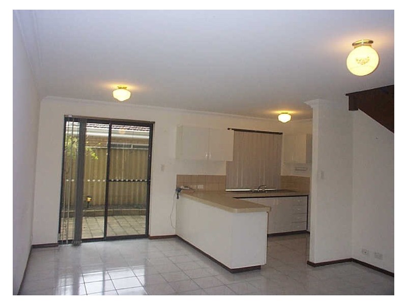 3/32 Sixth Avenue, Maylands WA 6051