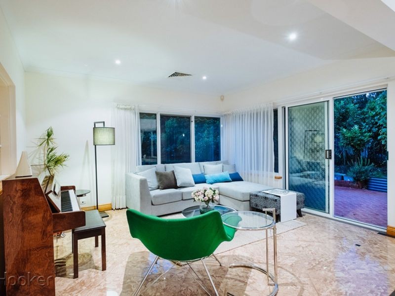 13 Campsie Street, Nedlands WA 6009