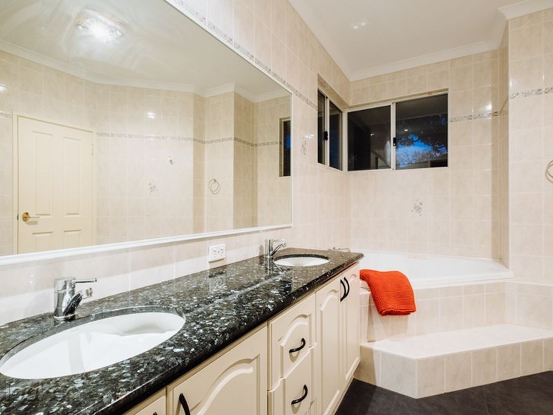 13 Campsie Street, Nedlands WA 6009