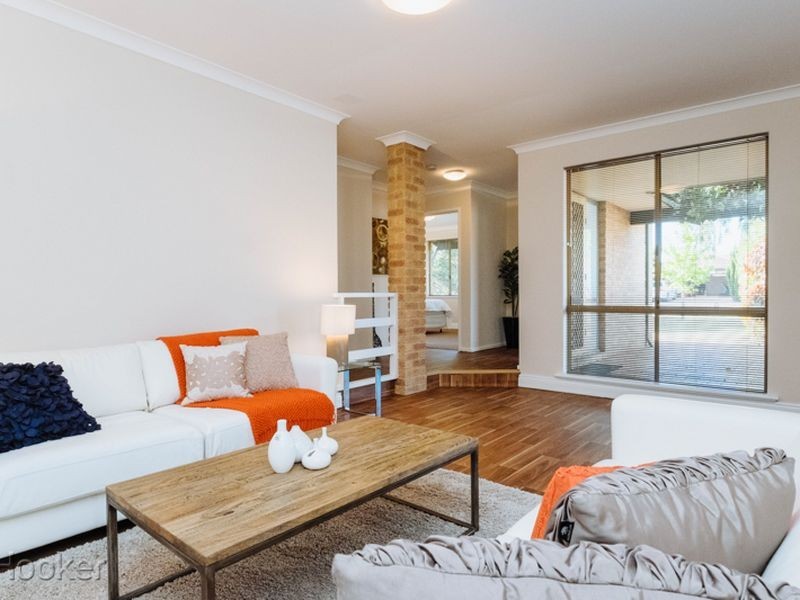 28 Lyell Grove, Woodvale WA 6026