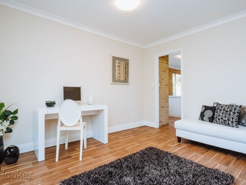 28 Lyell Grove, Woodvale WA 6026