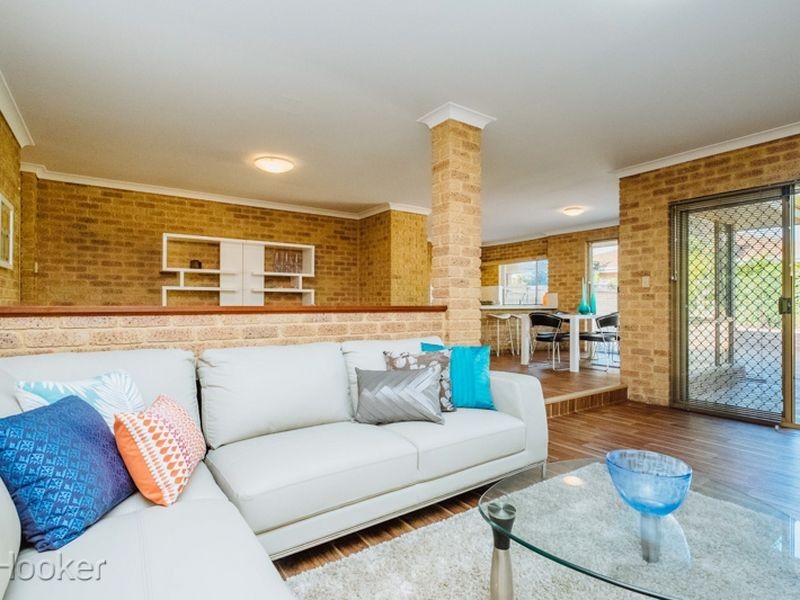 28 Lyell Grove, Woodvale WA 6026