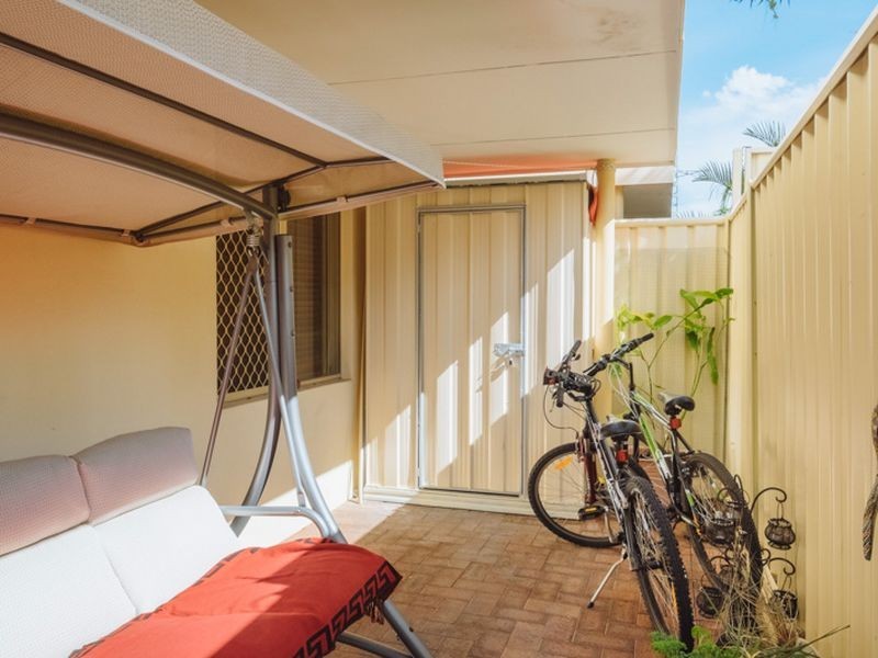 2/22 Nile Street, East Perth WA 6004