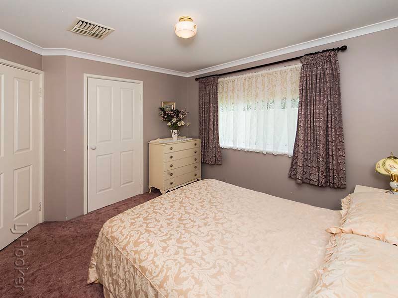 18 Jubata Court, Maida Vale WA 6057