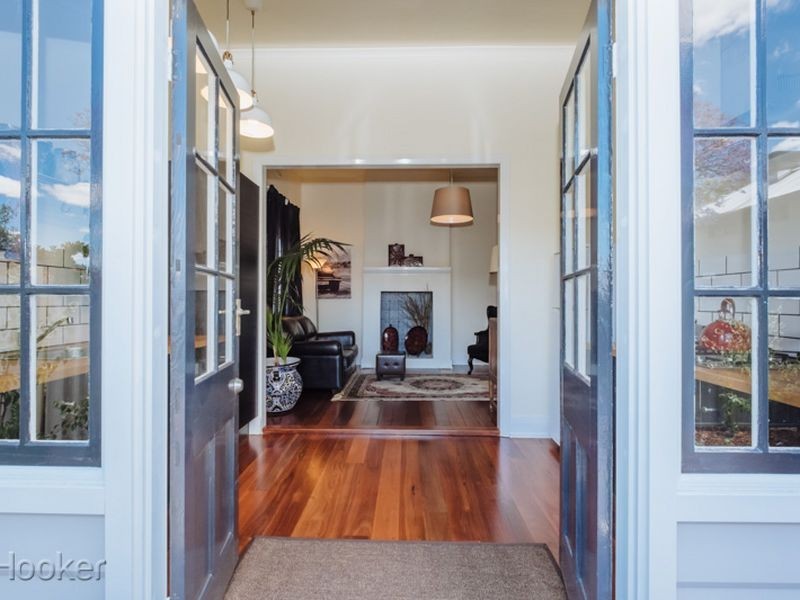 6 Camberwell Street, East Victoria Park WA 6101