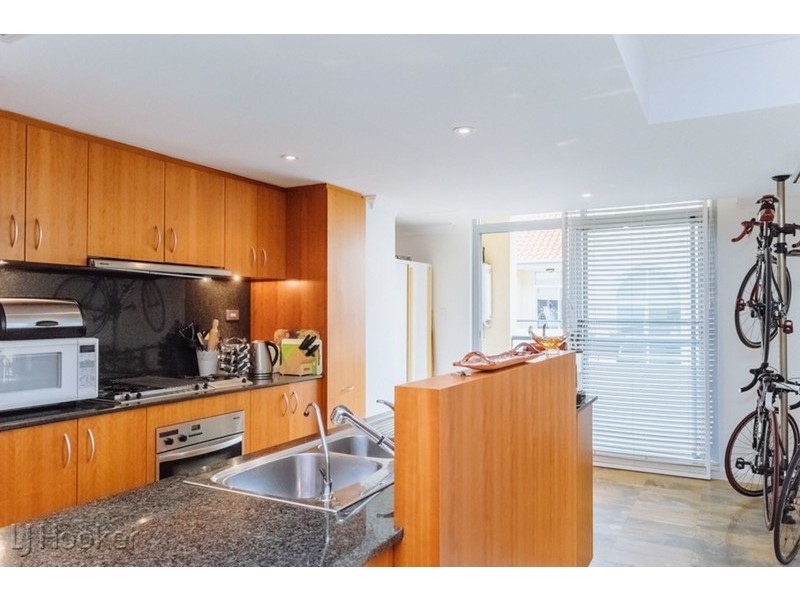 39/20 Royal Street, East Perth WA 6004