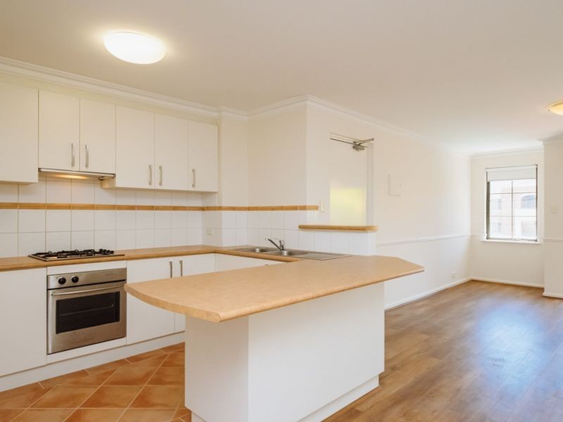 50/30 Bishops Row, East Perth WA 6004