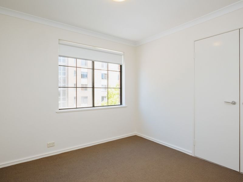50/30 Bishops Row, East Perth WA 6004