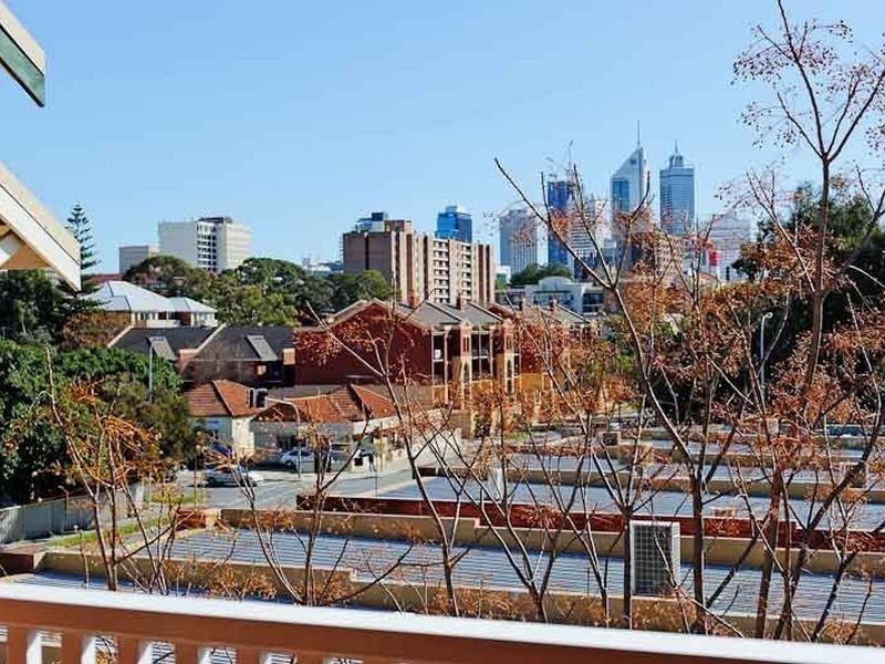 24/48 Wellington Street, East Perth WA 6004