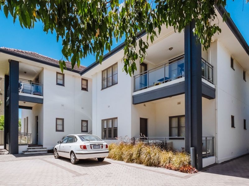 1/10 Smith Street, Perth WA 6000