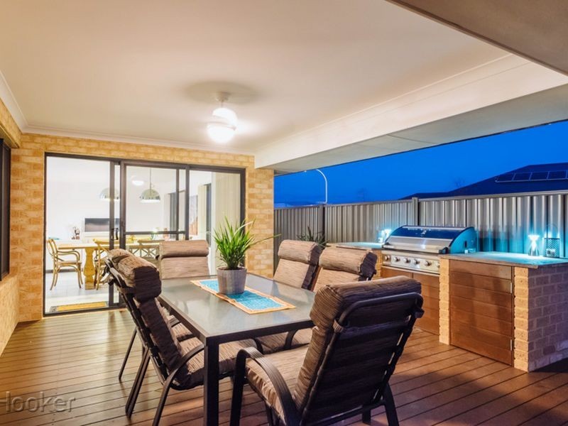 6 Malmaison Way, Landsdale WA 6065