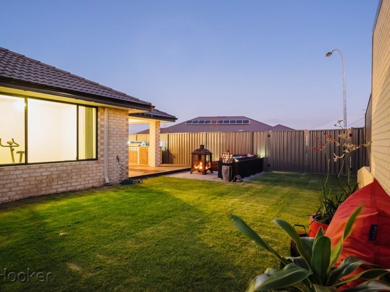 6 Malmaison Way, Landsdale WA 6065