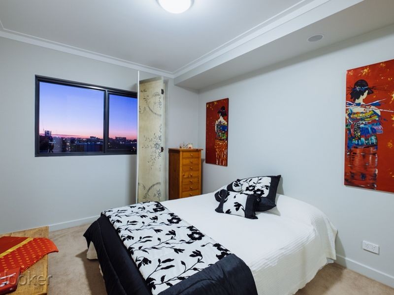 43/33 Bronte Street, East Perth WA 6004