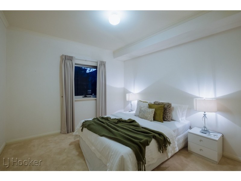 10/1 Henry Lawson Walk, East Perth WA 6004