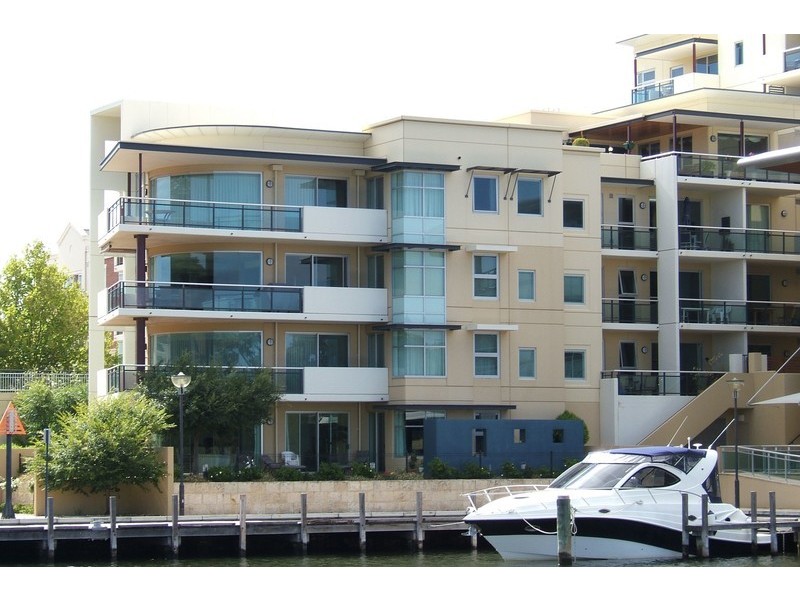 10/1 Henry Lawson Walk, East Perth WA 6004
