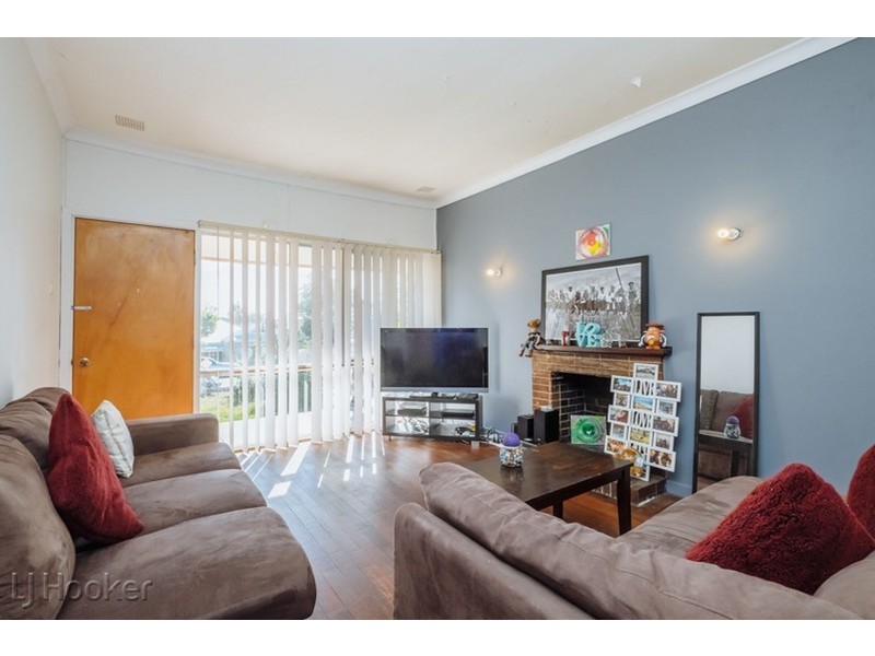 17 Fermaner Street, Karrinyup WA 6018