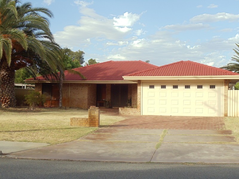 74 Luyer Avenue, East Cannington WA 6107