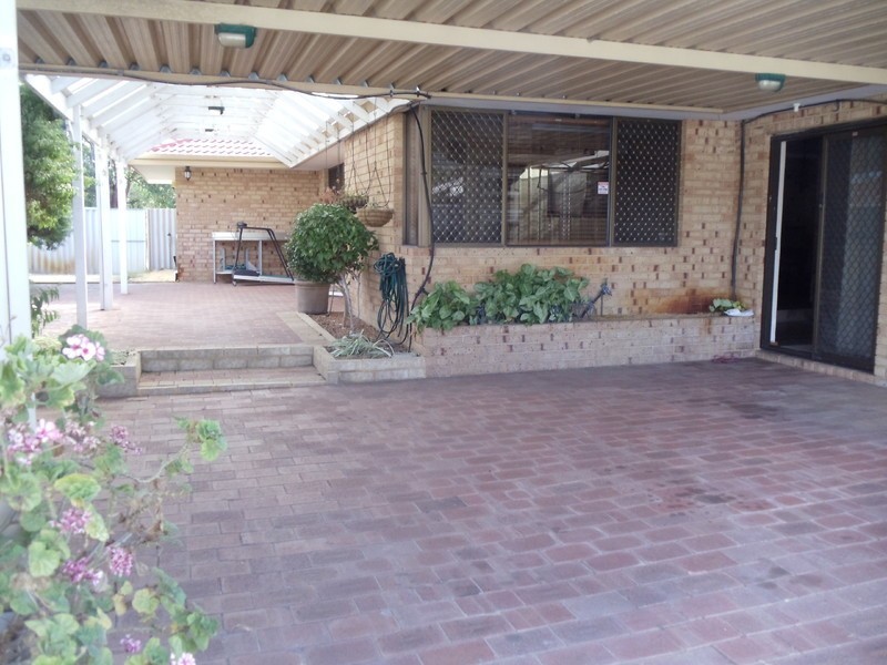 74 Luyer Avenue, East Cannington WA 6107