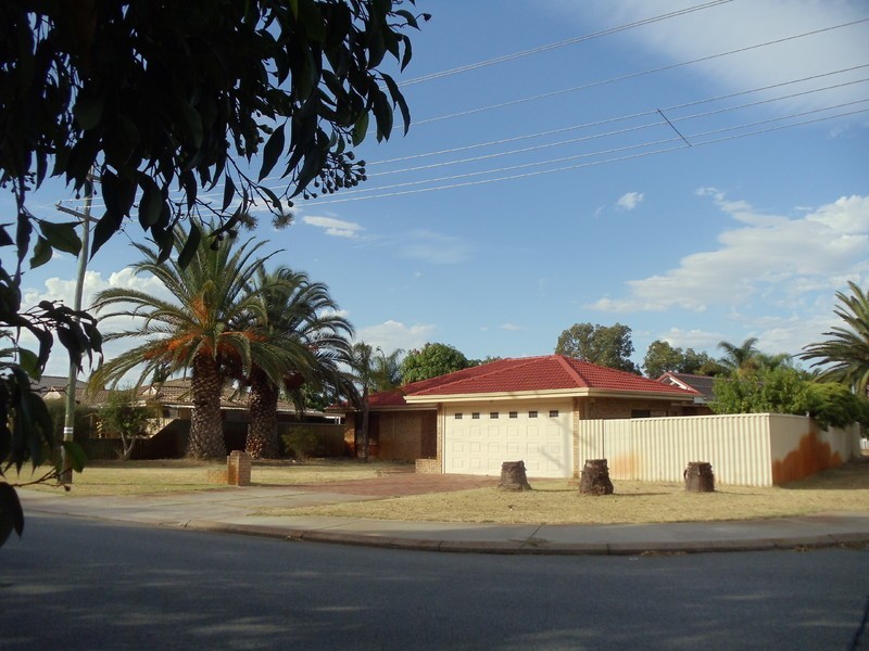 74 Luyer Avenue, East Cannington WA 6107