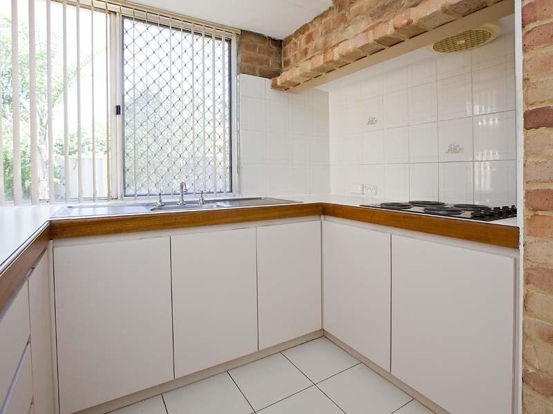 22B Greengage Court, Armadale WA 6112