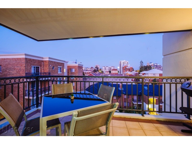 39/123 Wellington Street, East Perth WA 6004