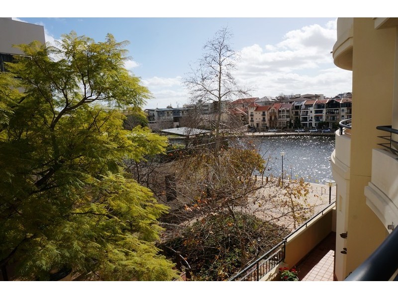 49/20 Royal Street, East Perth WA 6004