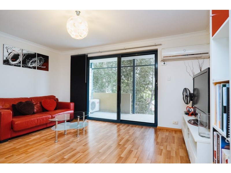 25/40 Wellington Street, East Perth WA 6004