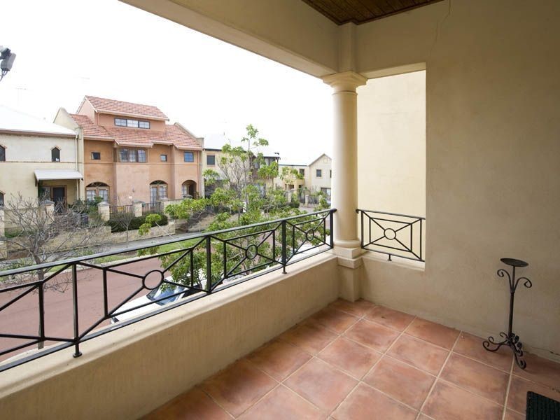 37 Arden Street, East Perth WA 6004