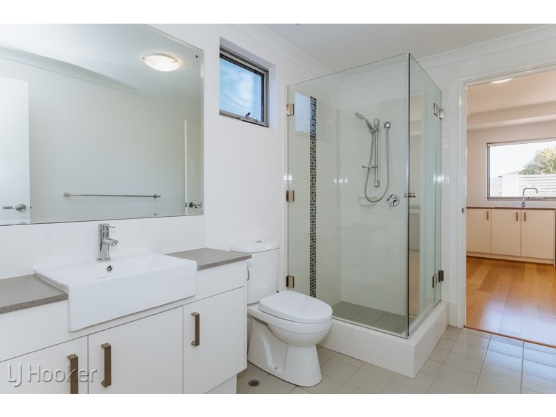 1/139 Fitzroy Road, Rivervale WA 6103