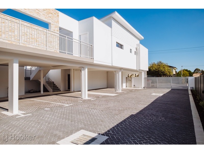 1/139 Fitzroy Road, Rivervale WA 6103