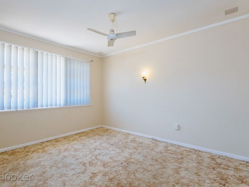 22 Davy Street, Alfred Cove WA 6154