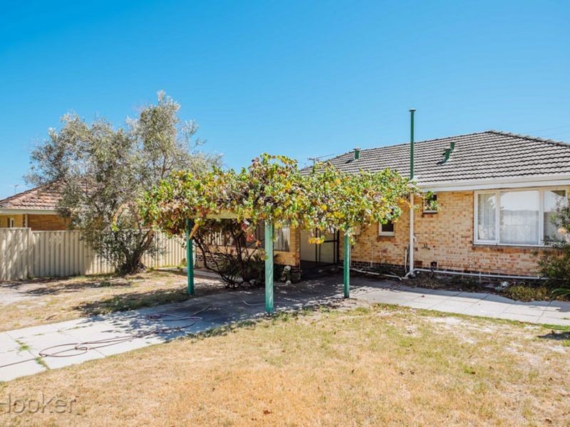 22 Davy Street, Alfred Cove WA 6154