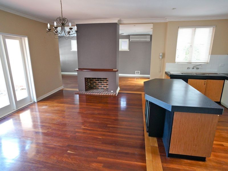 22 Shirley Avenue, Mount Pleasant WA 6153