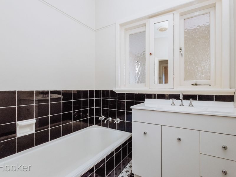 98a Whatley Crescent, Maylands WA 6051