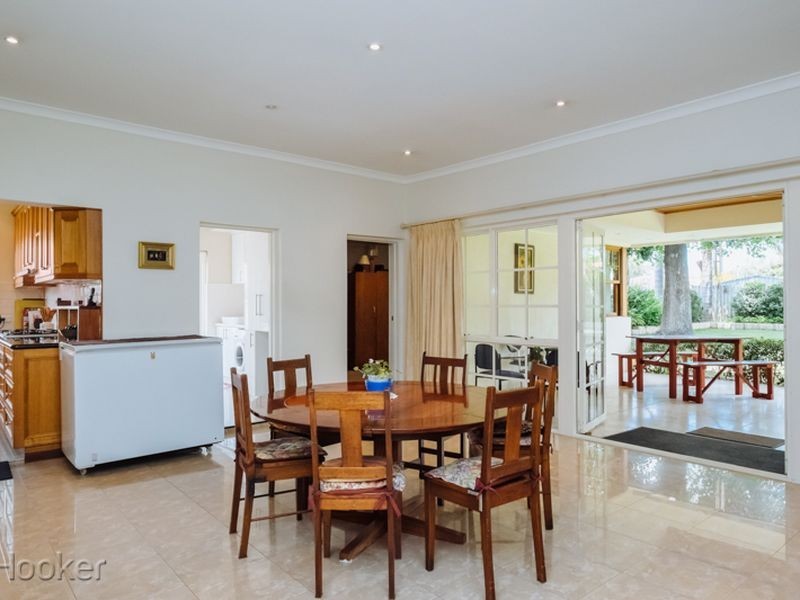 43 Pepler Avenue, Salter Point WA 6152