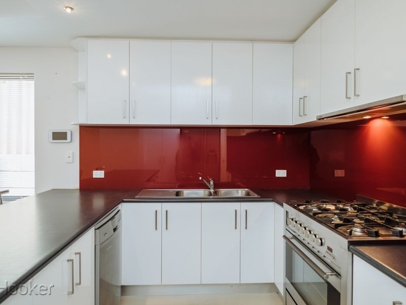 128A Broun Avenue, Embleton WA 6062