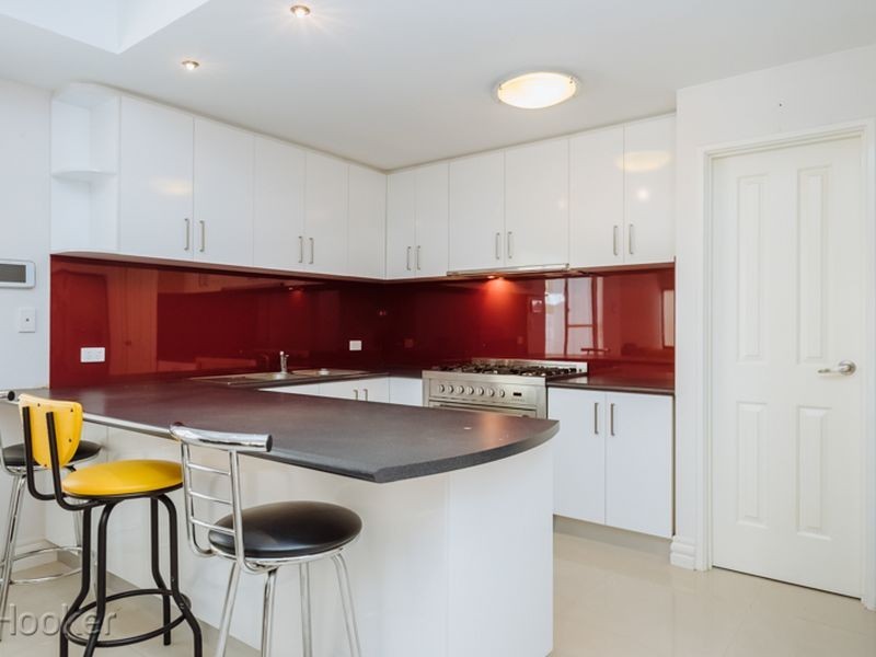 128A Broun Avenue, Embleton WA 6062