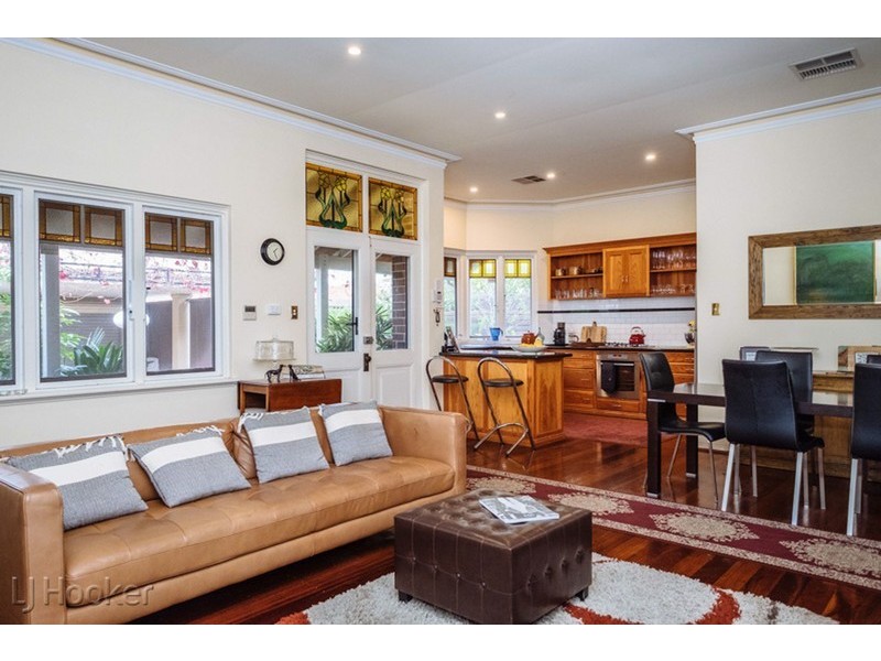 8 Farnley Street, Mount Lawley WA 6050