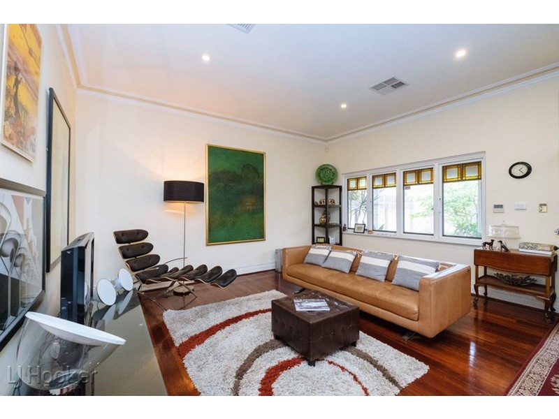 8 Farnley Street, Mount Lawley WA 6050