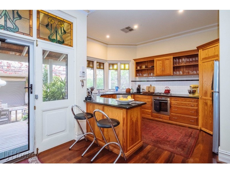 8 Farnley Street, Mount Lawley WA 6050