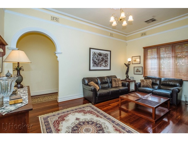 8 Farnley Street, Mount Lawley WA 6050