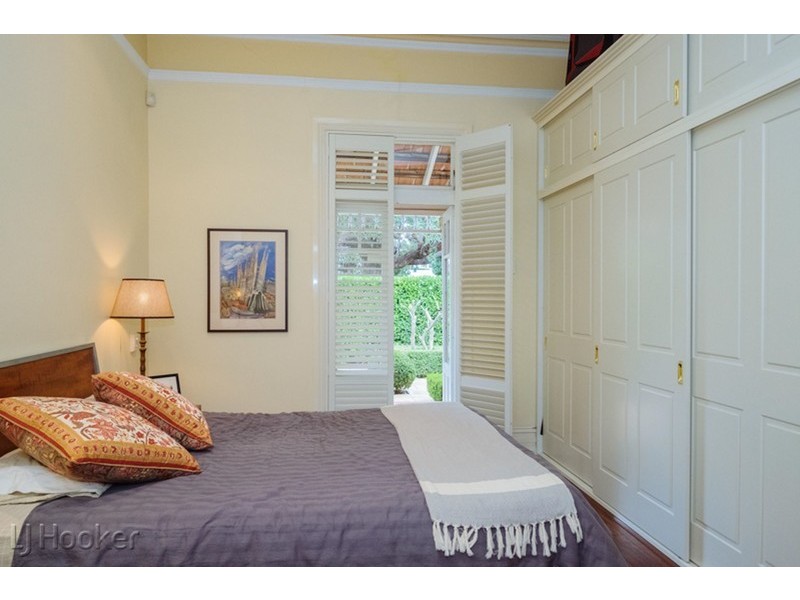 8 Farnley Street, Mount Lawley WA 6050